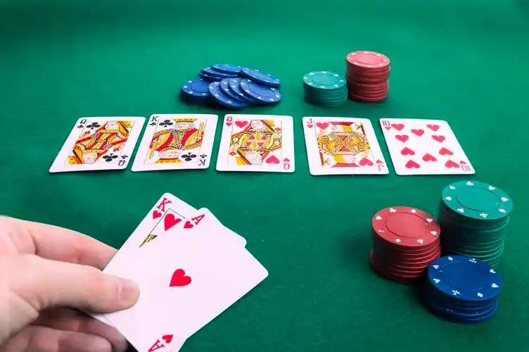 Antarmuka game slot online modern yang diakses melalui aplikasi arjuna126